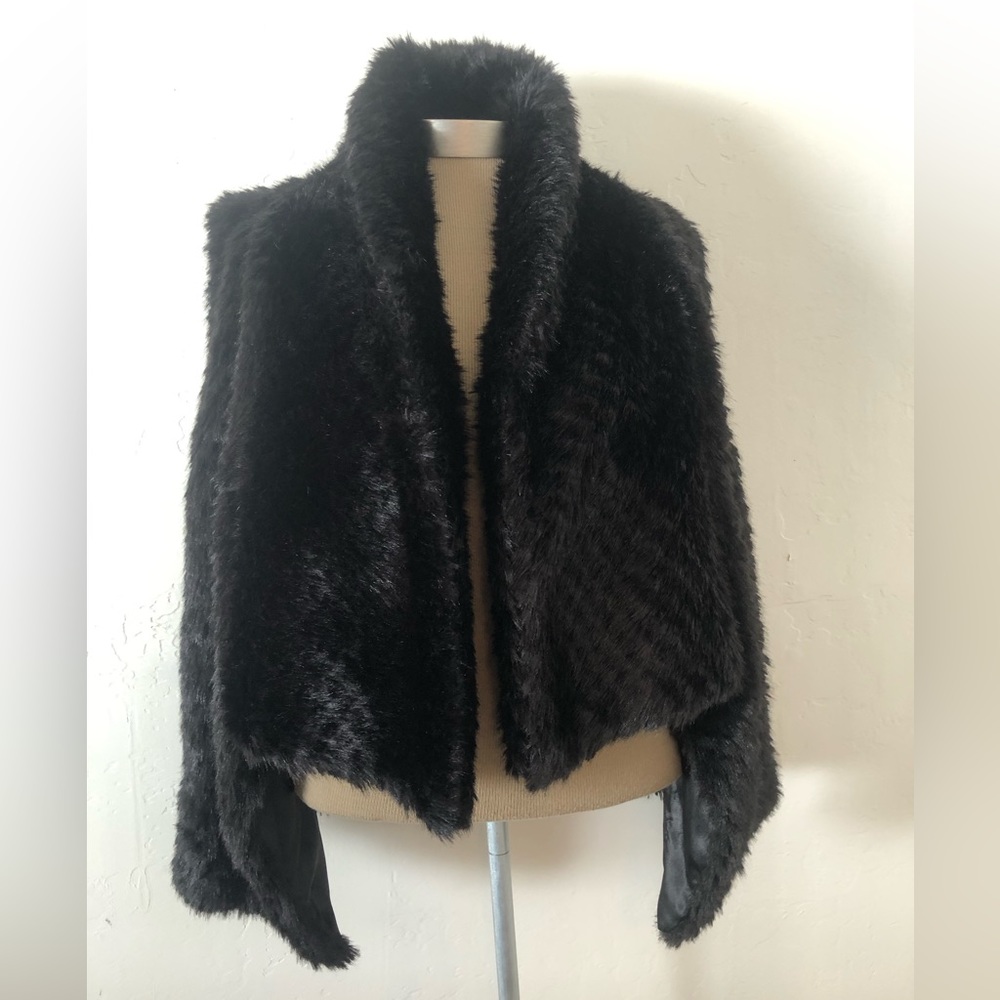 NWOT! BLACK FAUX FUR FREE PLANET OPEN SWING VEST